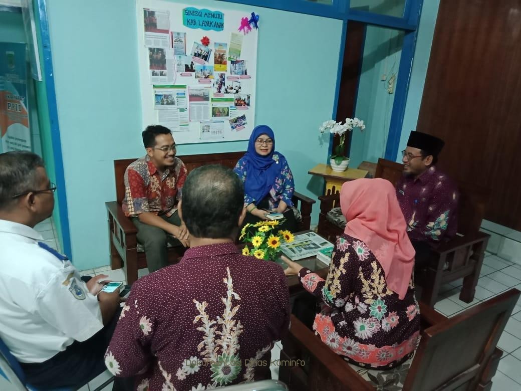 Pantau Pelaksanaan Tim Kabupaten Layak Anak, Kementerian Pemberdayaan Perempuan dan Anak Verifikasi Lapang Dinas Kominfo Kabupaten Pasuruan  
