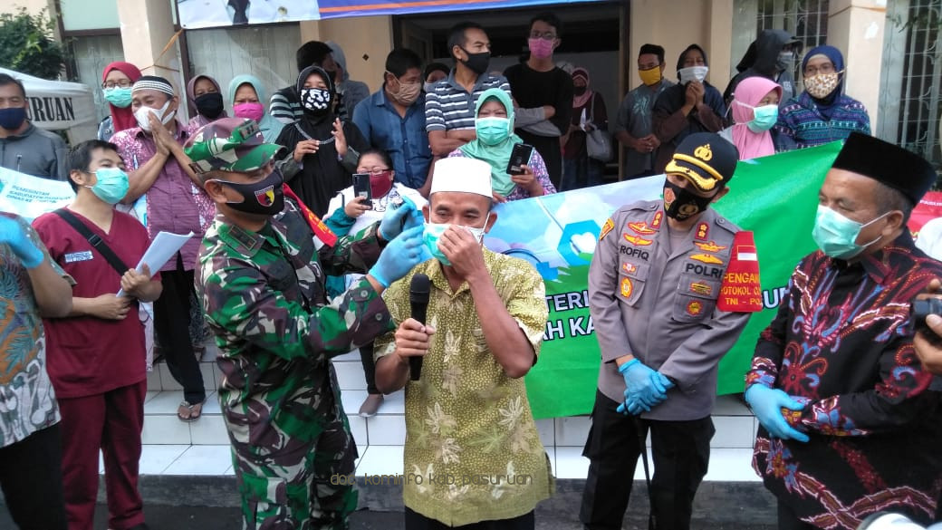 Tingkat Kesembuhan Tinggi. 32 Warga Kabupaten Pasuruan Dinyatakan Bebas Covid-19. Total 215 Sembuh