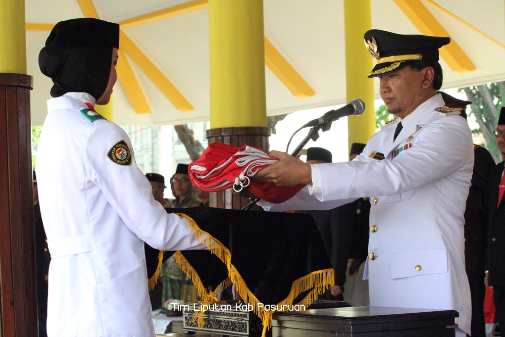 Bupati Irsyad Yusuf Pimpin Upacara HUT Kemerdekaan RI ke 72