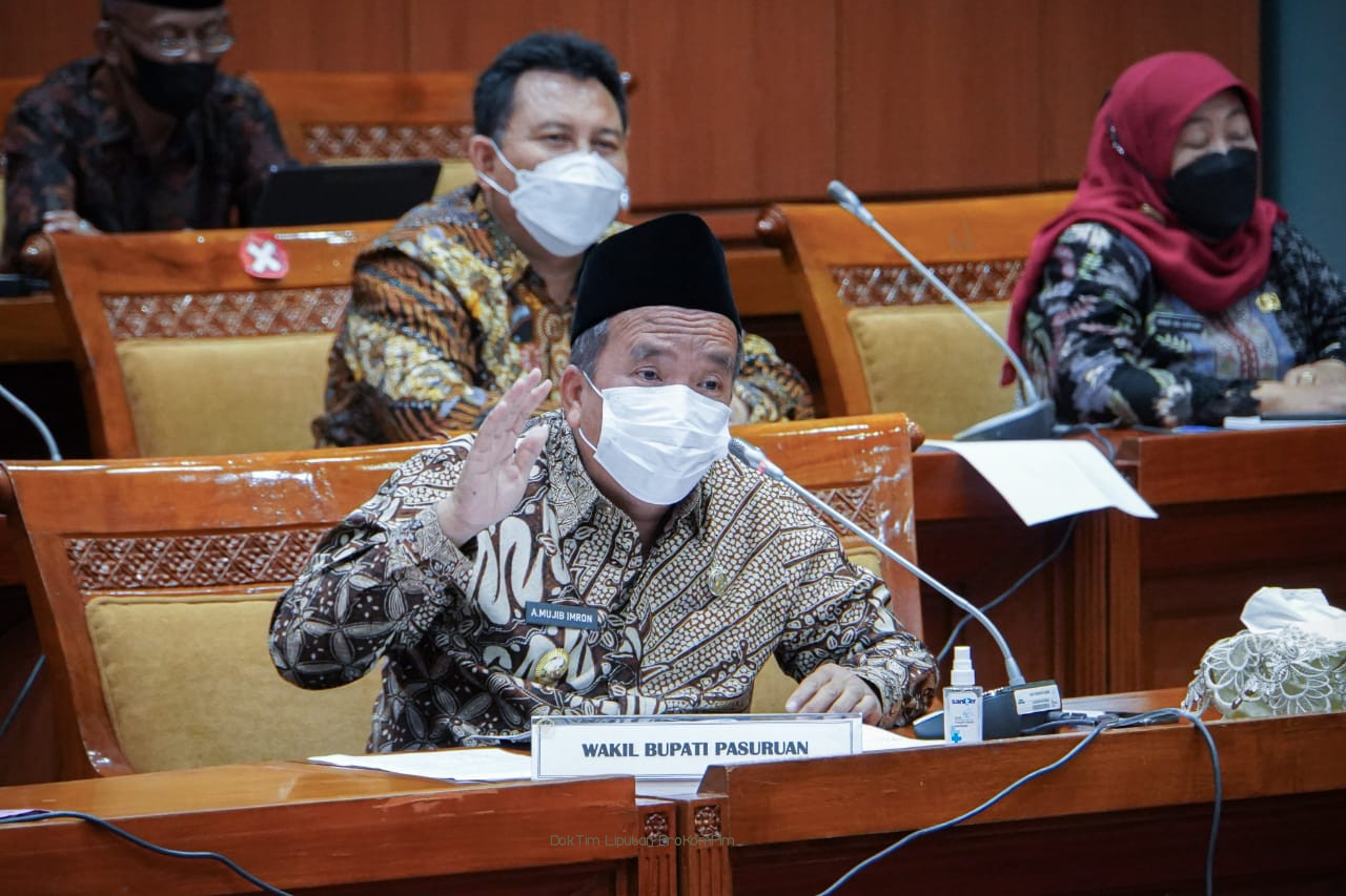 Perjuangkan Kesejahteraan Guru Honorer Sampai Tenaga Admin, Wabup Mujib Imron Minta Komisi X DPR RI Usulkan Tambahan Anggaran Plus Rekruitmen PPPK