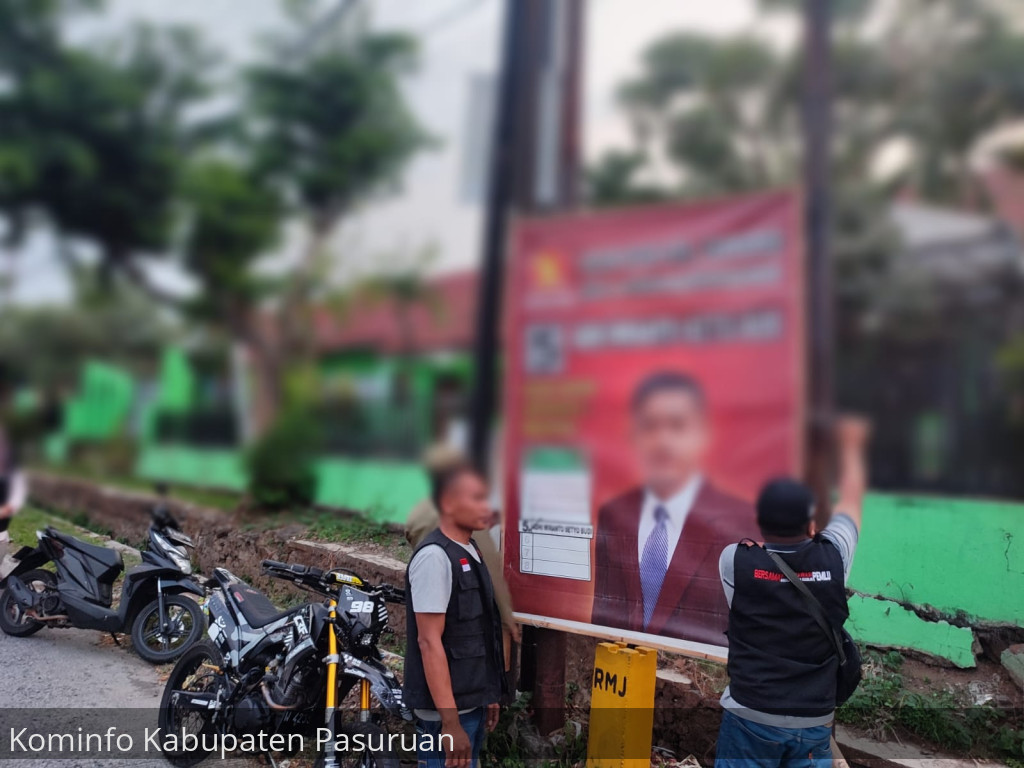 Seminggu. Bawaslu Kabupaten Pasuruan Bersih-Bersih Ratusan APK Langgar Ketentuan