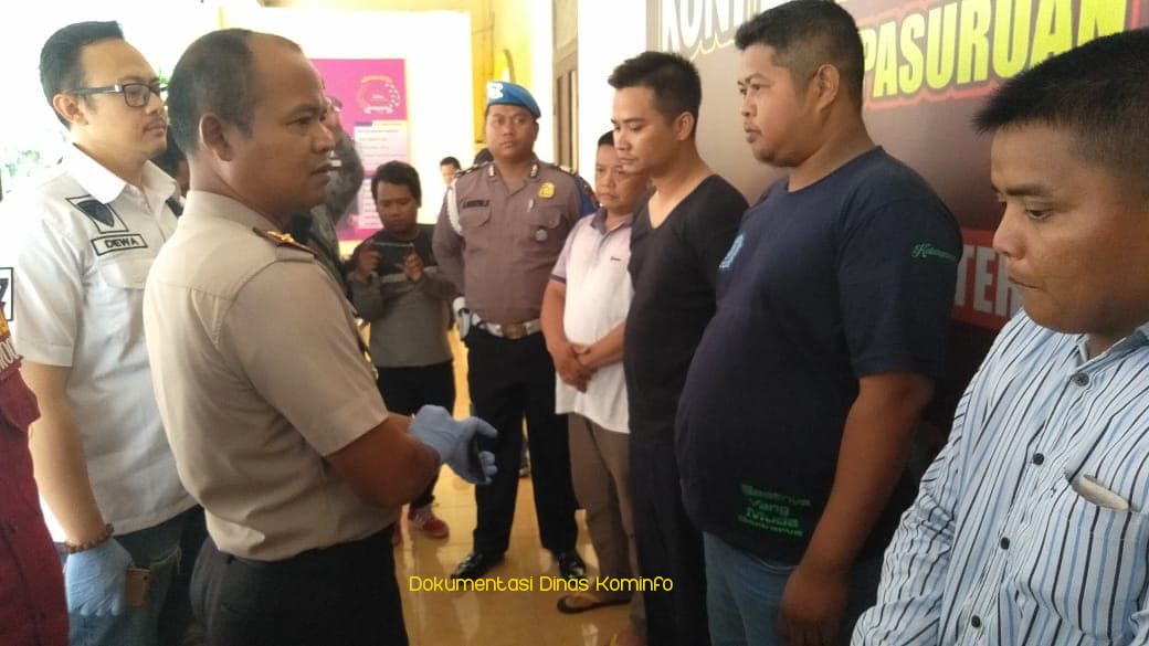 Polres Pasuruan Tangkap 4 Orang Penyebar Hoax Kejadian BCA Pandaan