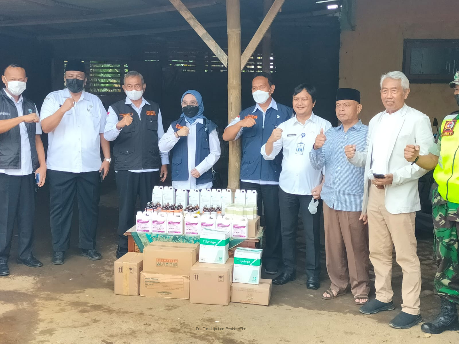 Plt Gubernur Jatim, Emil Elestianto Dardak Minta Peternak Tak Gegabah Jual Sapi Murah 
