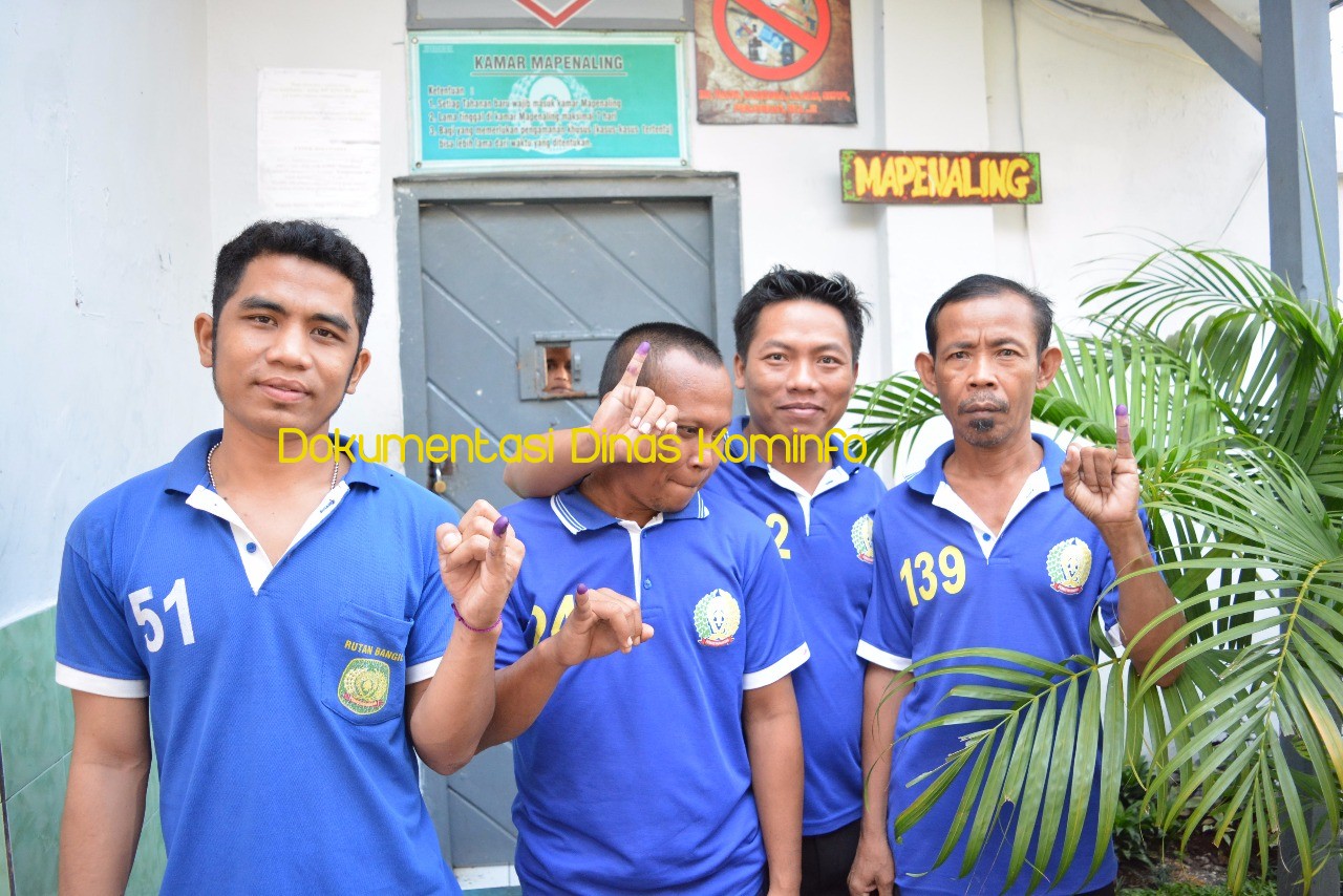Serunya Coblosan di Rutan Bangil 