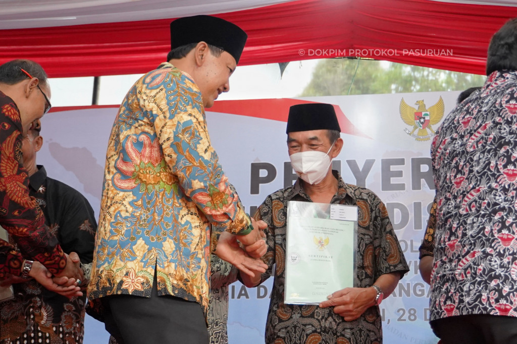 Gambar berita