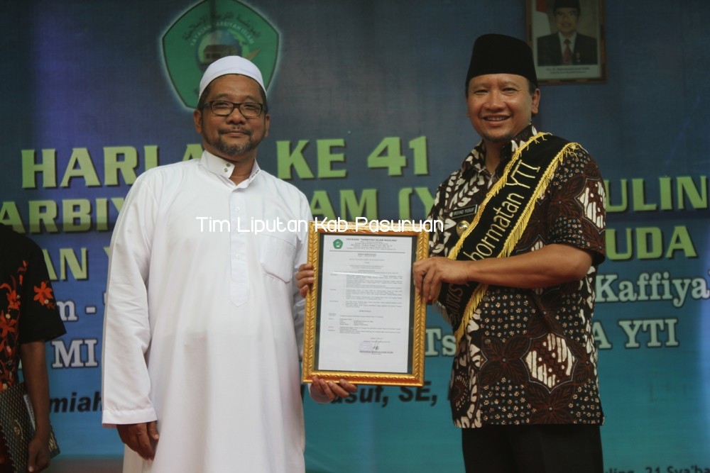 YTI Nguling Anugerahi Bupati Irsyad Sebagai Pengurus Kehormatan