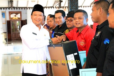 Gambar berita