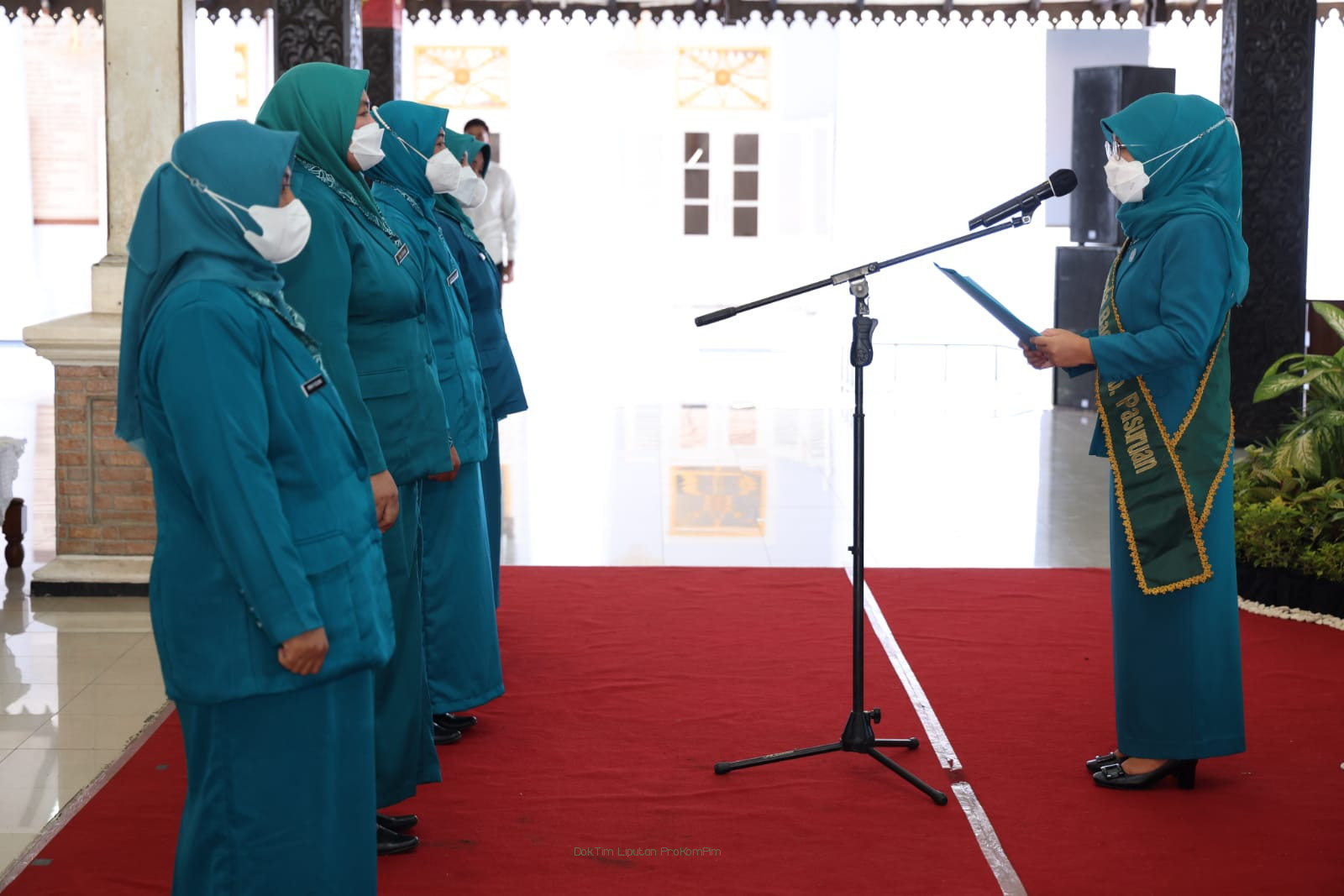 Ny Lulis Irsyad Yusuf Kukuhkan Bunda Baca Desa/Kelurahan se-Kabupaten Pasuruan 