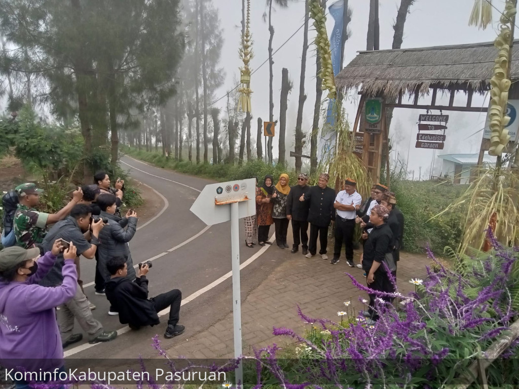 Gambar berita