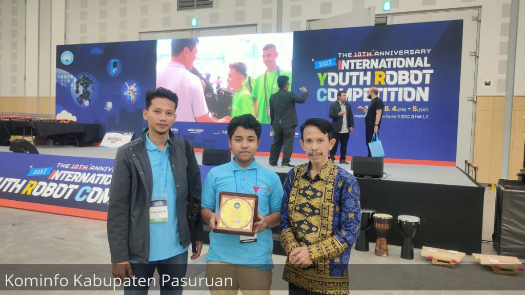 Almer Abiyu Ahmad, pelajar MAN 1 Pasuruan Jadi Juara Kompetisi Robotika Dunia