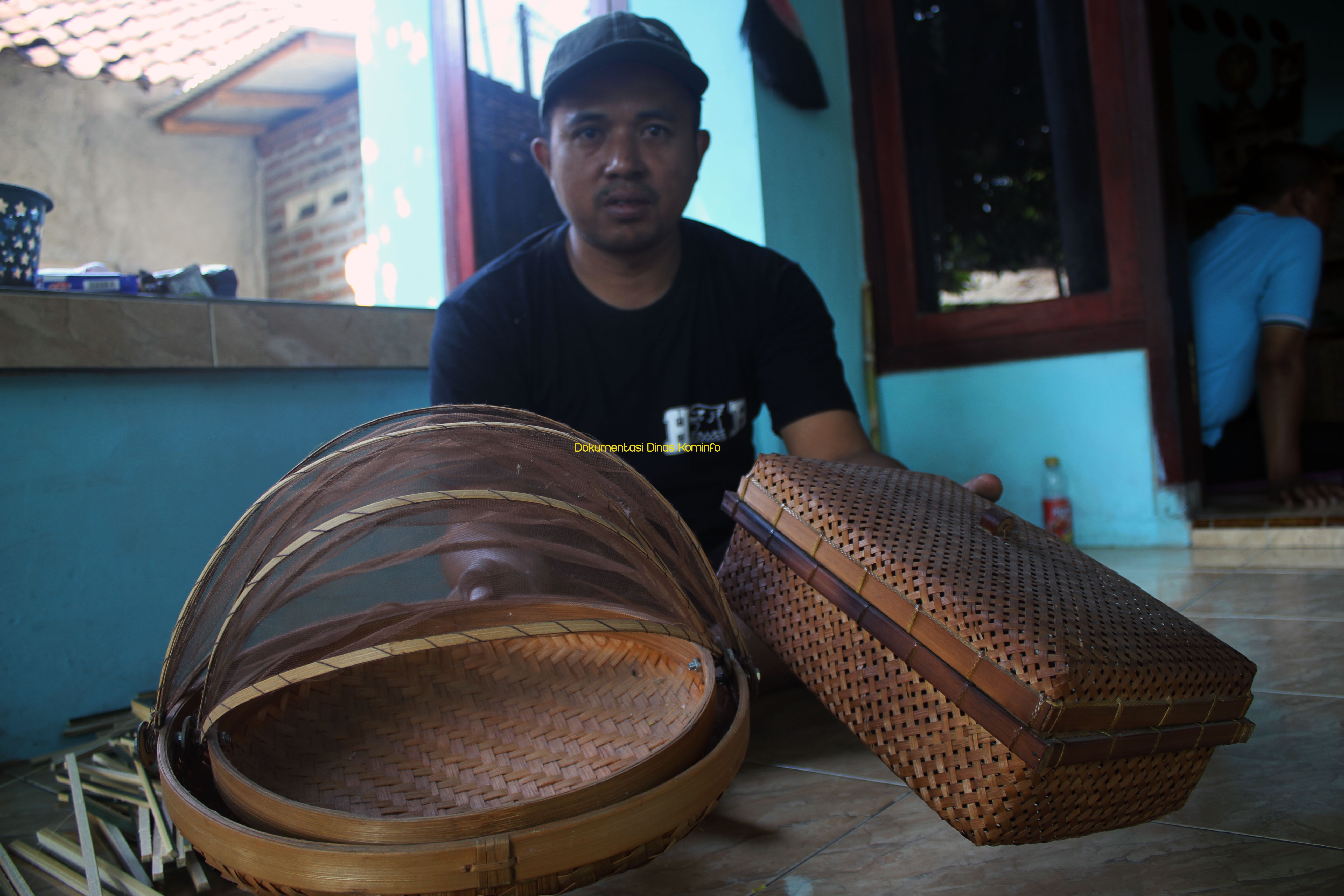 Mengunjungi Desa Siyar, Kecamatan Rembang sebagai Desa Anyaman 
