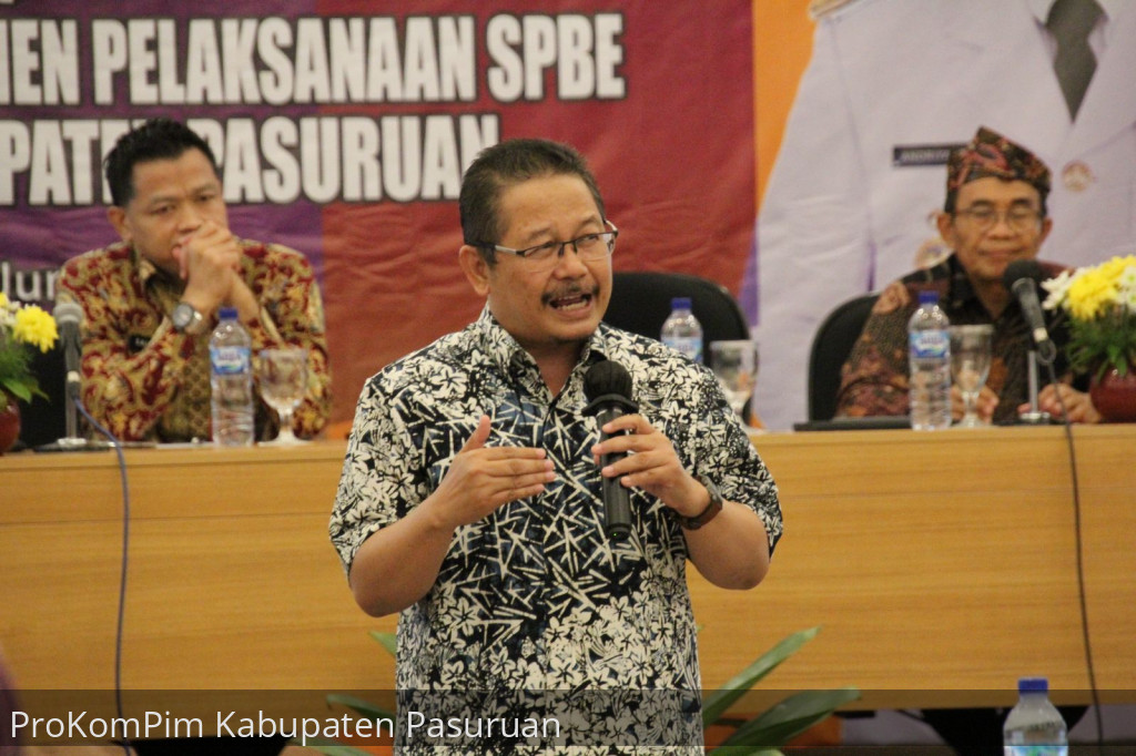Buka Bimtek Leadership Bagi Kepala Perangkat Daerah, Pj. Bupati Andriyanto Tekankan Inovasi dan Altruisme Sebagai Budaya Kerja