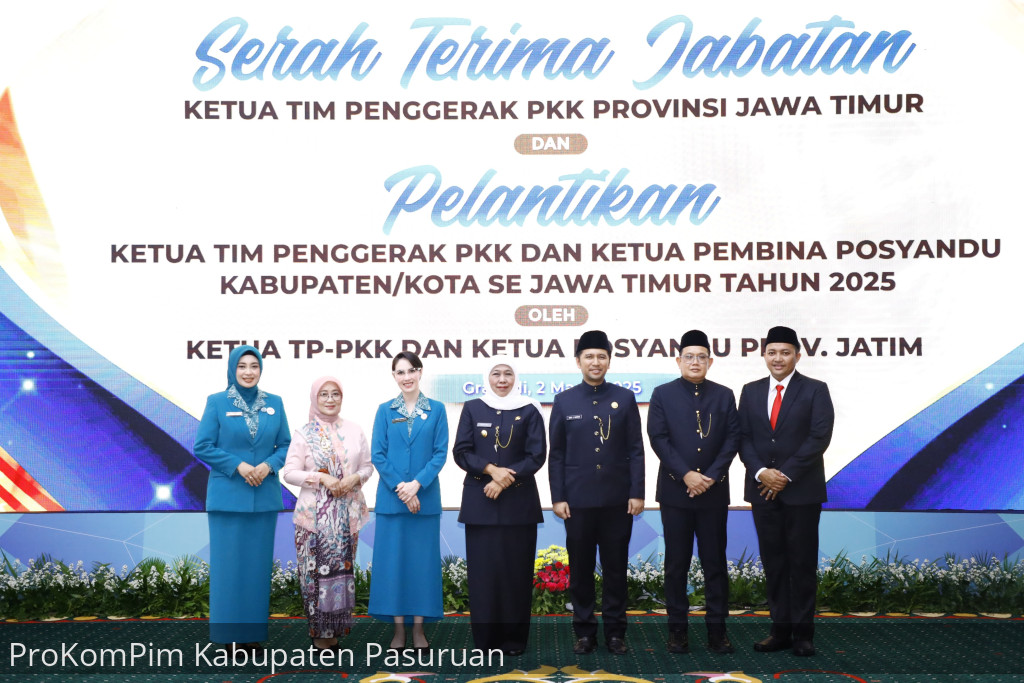Ketua TP PKK Provinsi Jatim Lantik Merita Ariestya Rusdi Sutejo Sebagai Ketua TP PKK Dan Ketua Pembina Posyandu Kabupaten Pasuruan