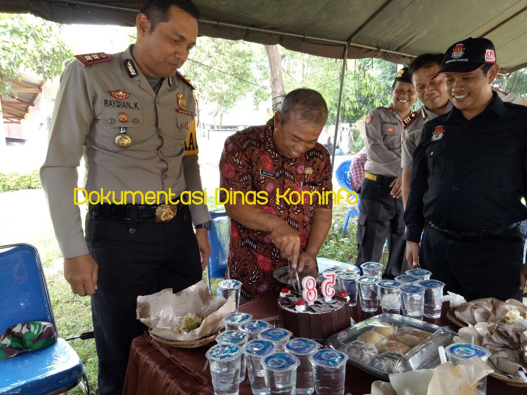 Genap 58 Tahun, Sekda Kabupaten Pasuruan, Agus Sutiadji Dapat Kejutan 