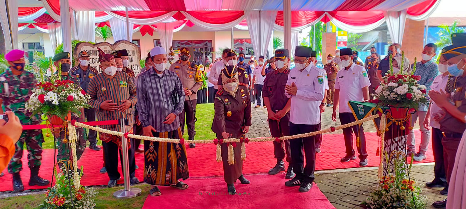 Gambar berita