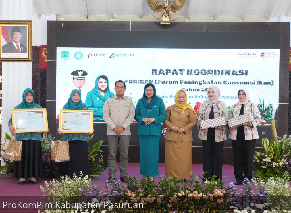 Rakor FORIKAN, Pemkab Pasuruan Berikan Penghargaan Kepada Tiga Kecamatan