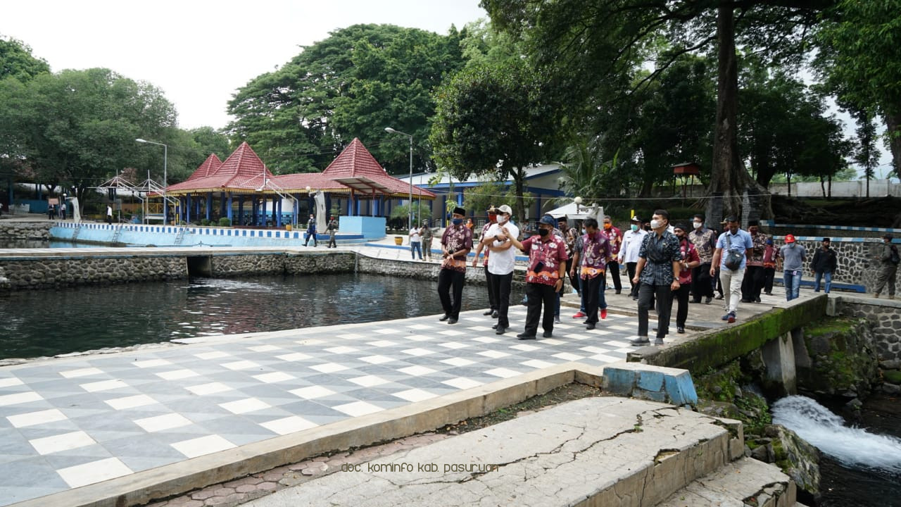 Gambar berita