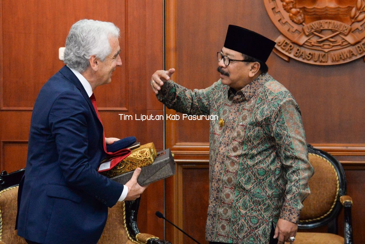 Gambar berita