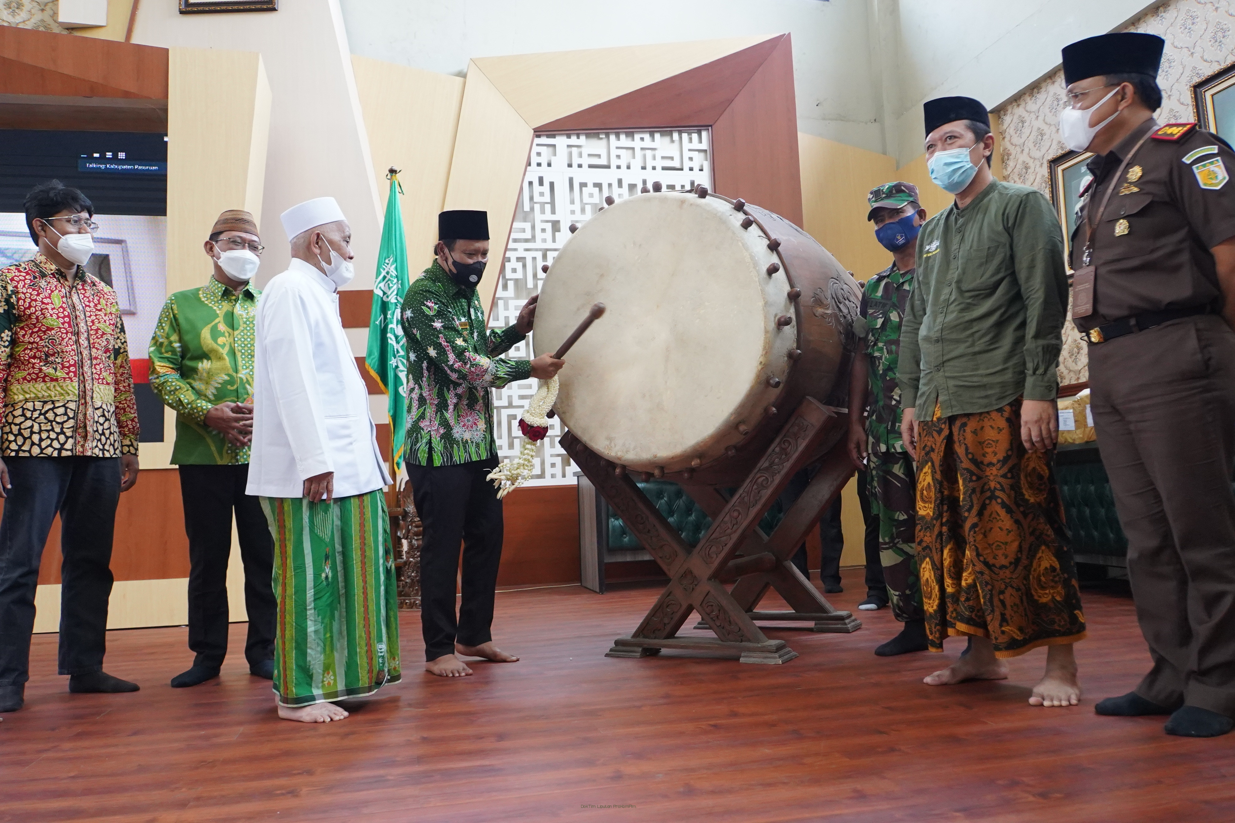 Gambar berita