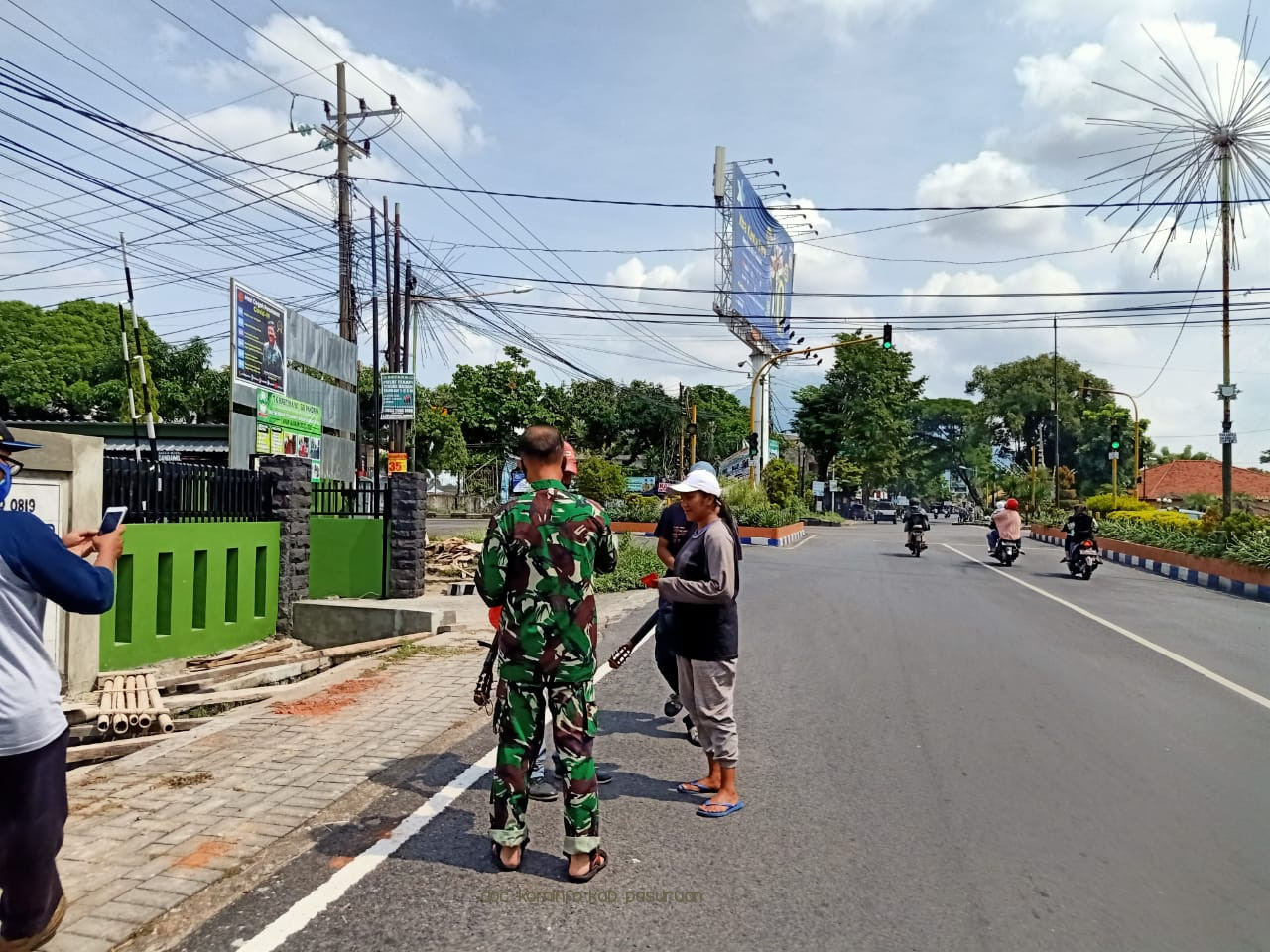 Gambar berita
