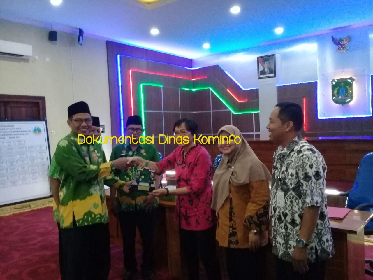 Gambar berita