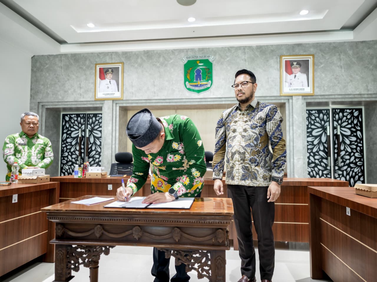 Sampul untuk MoU dengan PT RWM. Targetkan 2-3 Tahun Mendatang, Kabupaten Pasuruan Bebas Timbulan Sampah di TPA