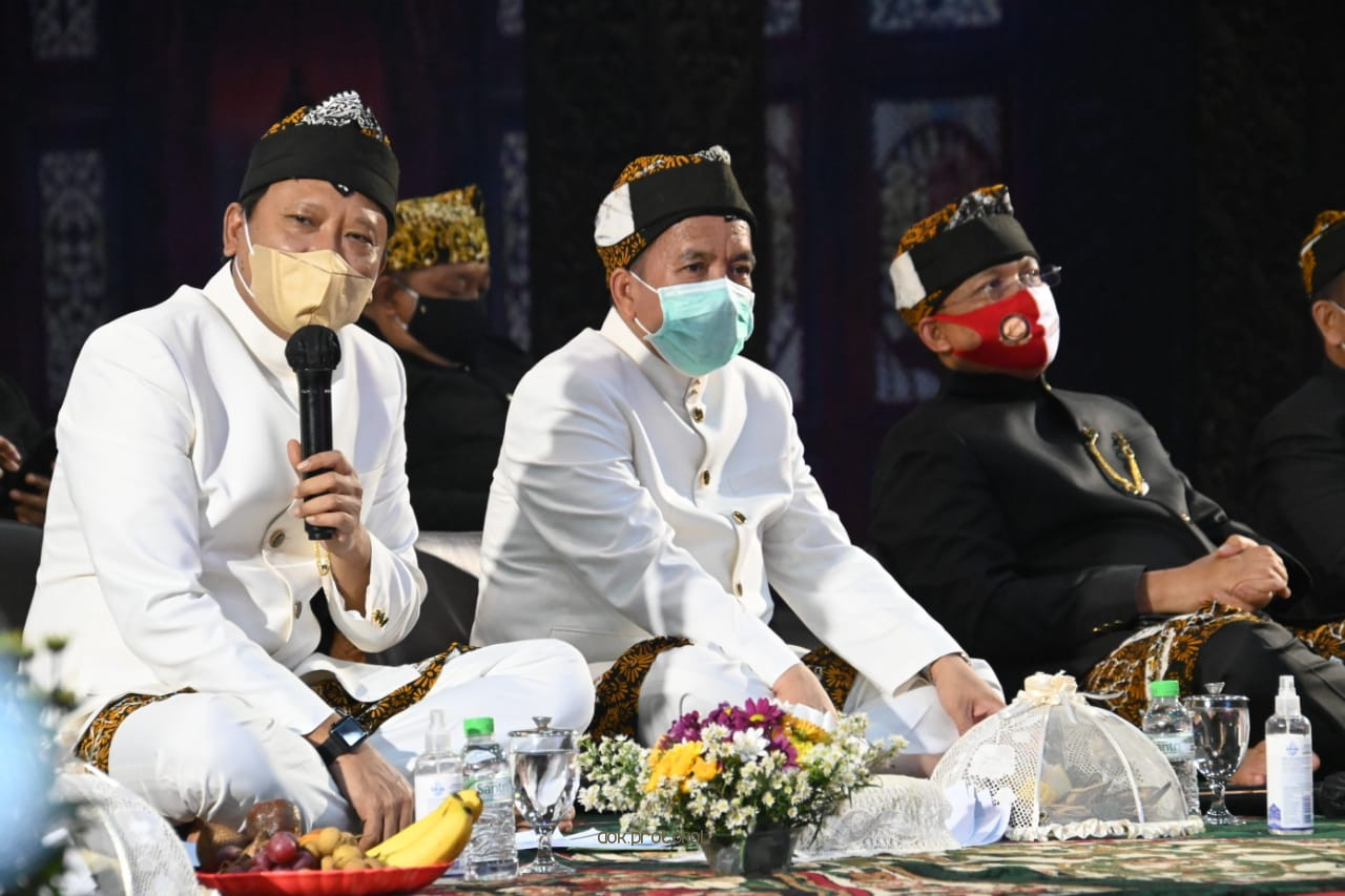 Gambar berita