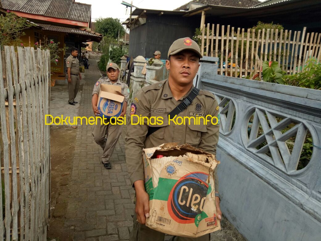Satpol PP Kabupaten Pasuruan Grebek Rumah Warga Penjual Miras Oplosan