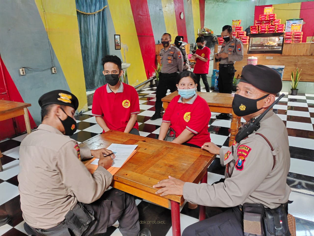 Lagi, Puluhan Rumah Makan di Kabupaten Pasuruan Langgar Aturan PPKM Darurat
