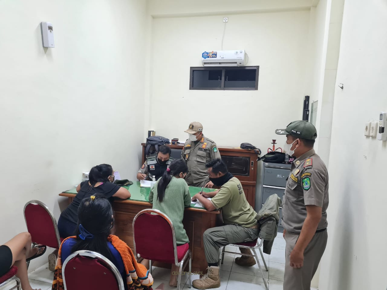 Operasi Pekat, Satpol PP Kabupaten Pasuruan Amankan 16 PSK 