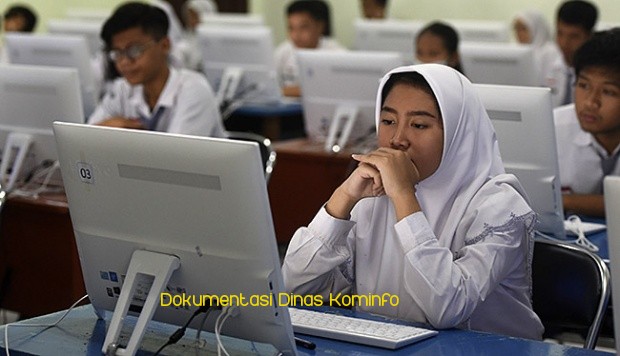 Targetkan Seluruh SMP di Kabupaten Pasuruan Laksanakan Unas Dengan Sistem UNBK