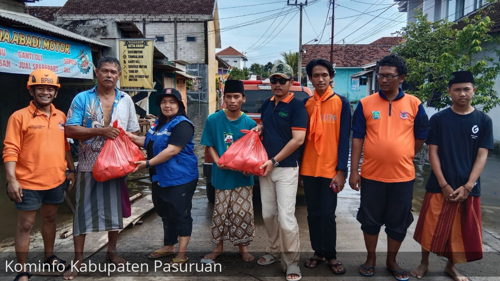 Pemkab Pasuruan Terus Salurkan Bantuan Kedaruratan Untuk Warga Terdampak Banjir di Rejoso