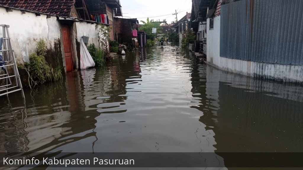 Banjir Genangi Ribuan Rumah Warga di Beji dan Gempol
