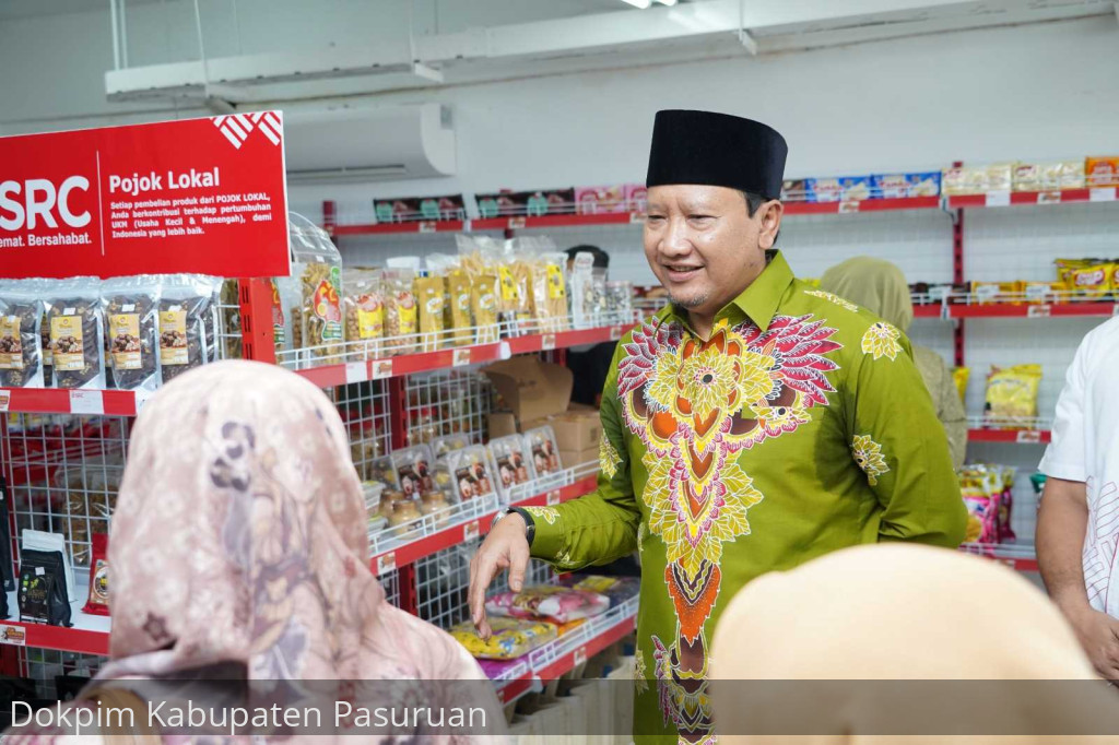 Maksimalkan Jejaring Pemasaran Produk UMKM Kabupaten Pasuruan, Bupati dan Wakil Bupati Resmikan Cafetaria Yuk Nonggo dan Tumbas Mart