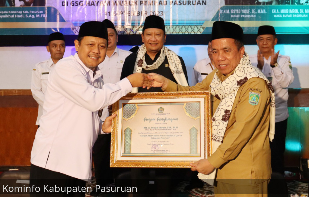 Wabup Mujib Imron Dianugerahi Bapak Madin dan Pendidikan Al Qur'an Kabupaten Pasuruan