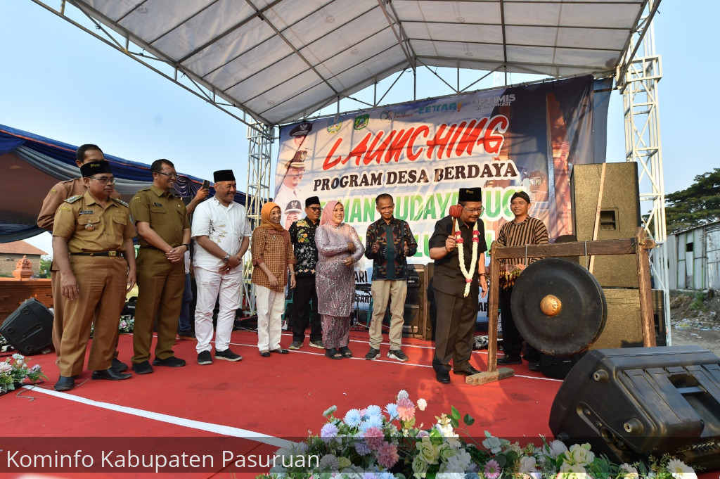 Pj Bupati Pasuruan, Andriyanto Launching Desa Bulusari Jadi Desa Berdaya Taman Budaya Suci
