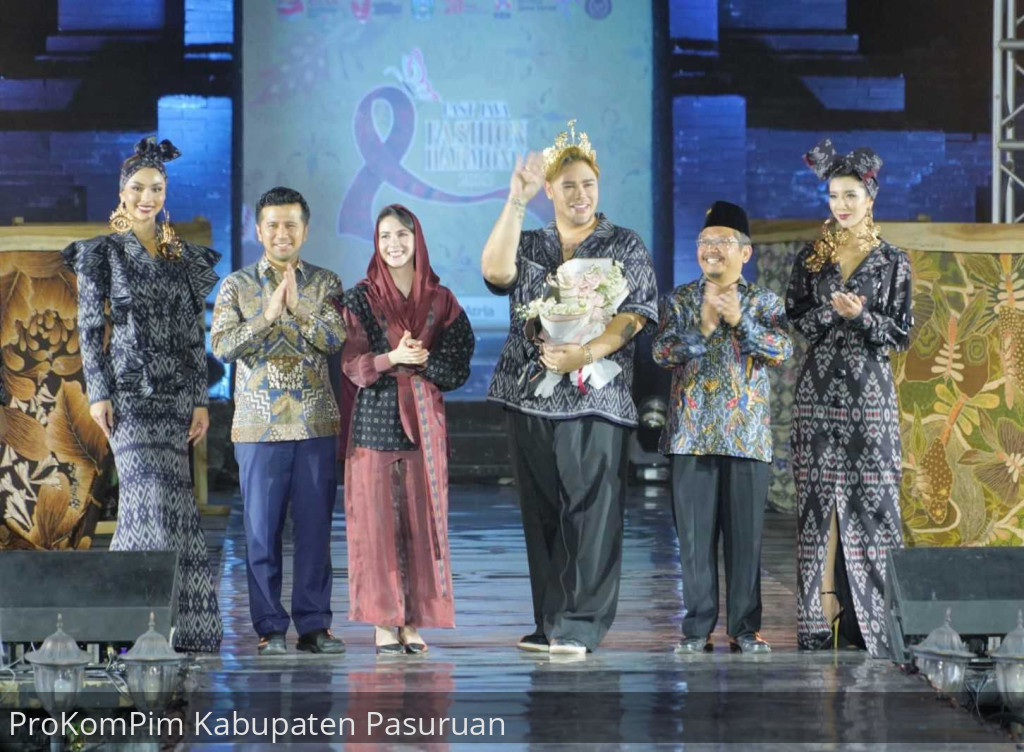 East Java Fashion Harmony 2023 Sukses Digelar di Taman Candra Wilwatikta Pandaan, Hadirkan Desainer Ivan Gunawan