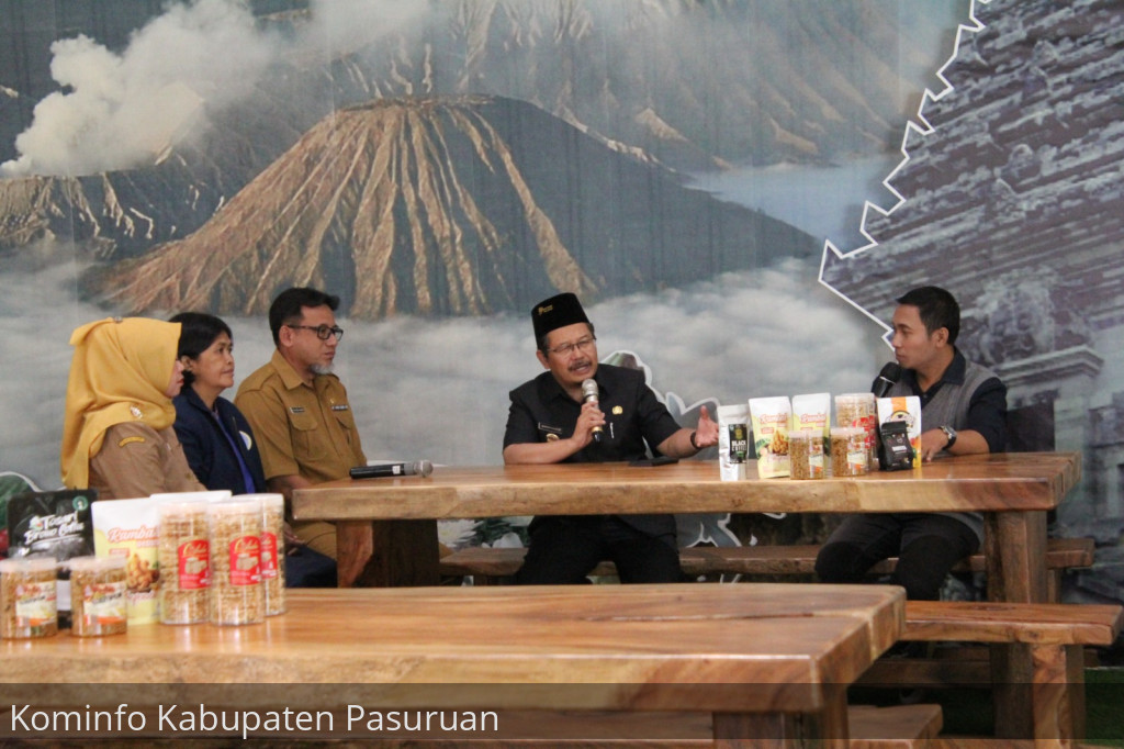 Podcast UNAIR, Pj Bupati Andriyanto Sampaikan Progress Investasi di Kabupaten Pasuruan