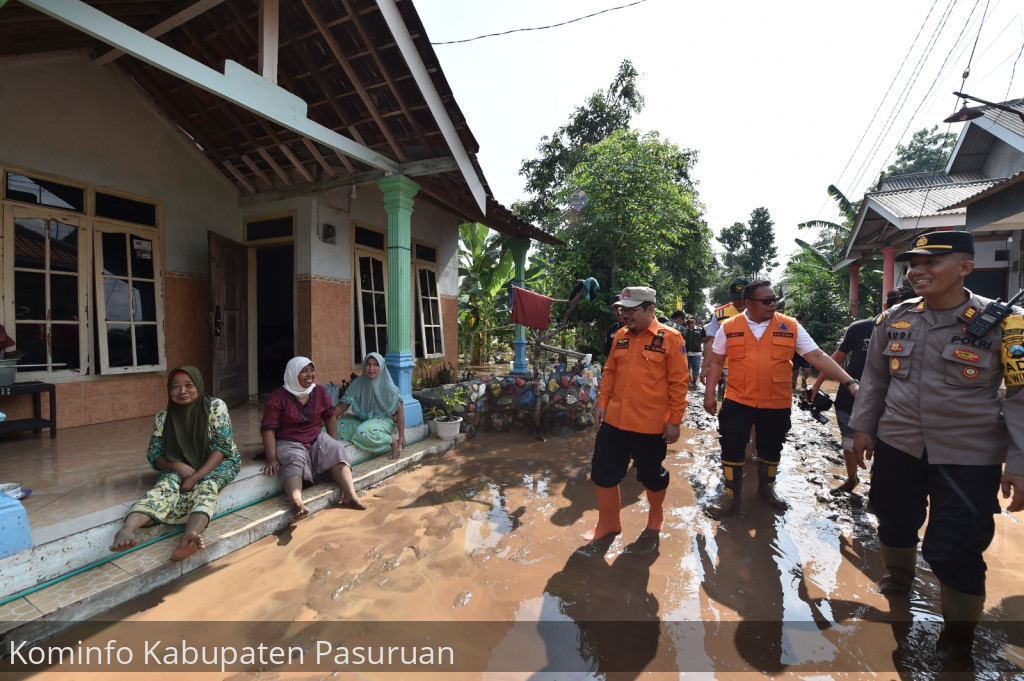 Banjir Bandang Terjang 3 Kecamatan