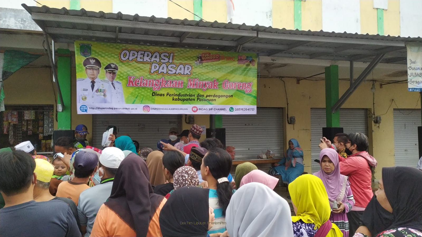 Disperindag Kabupaten Pasuruan dan PT SRCIS Gelar Operasi Minyak Goreng 
