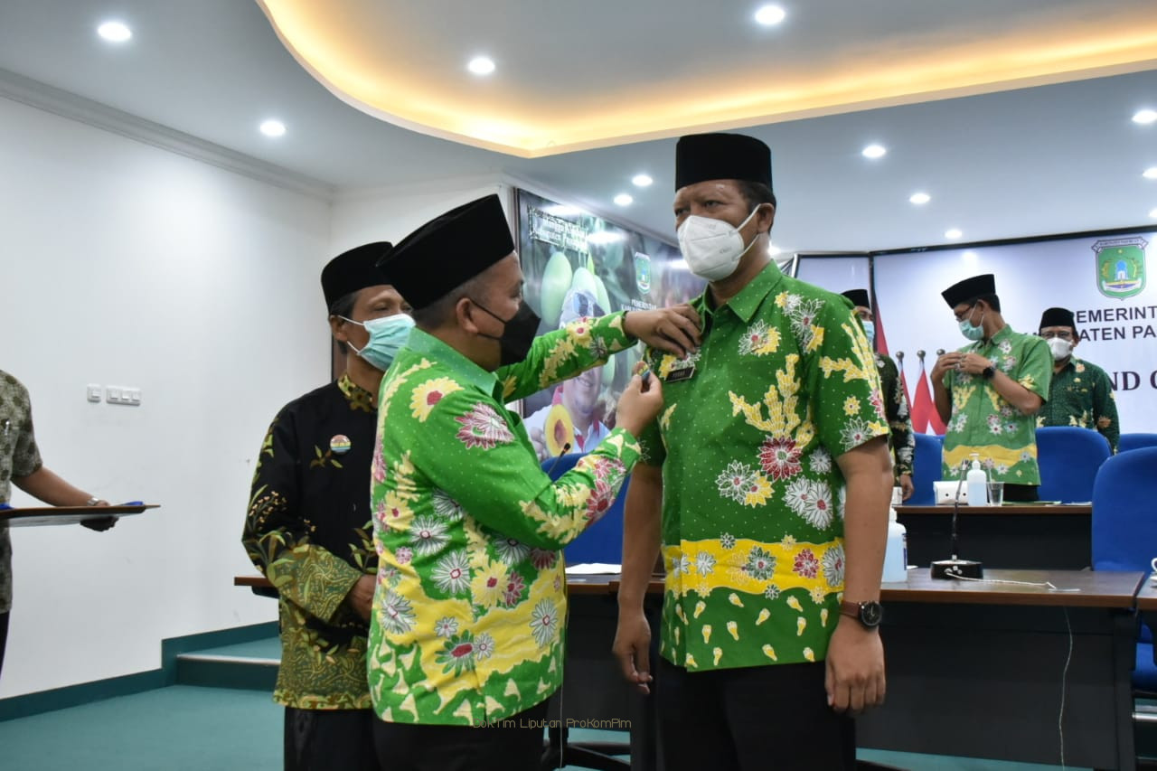 Wakil Bupati Sematkan PIN Hari Jadi Kabupaten Pasuruan ke-1093, Pertanda Rangkaian Acara Mulai Digelar 