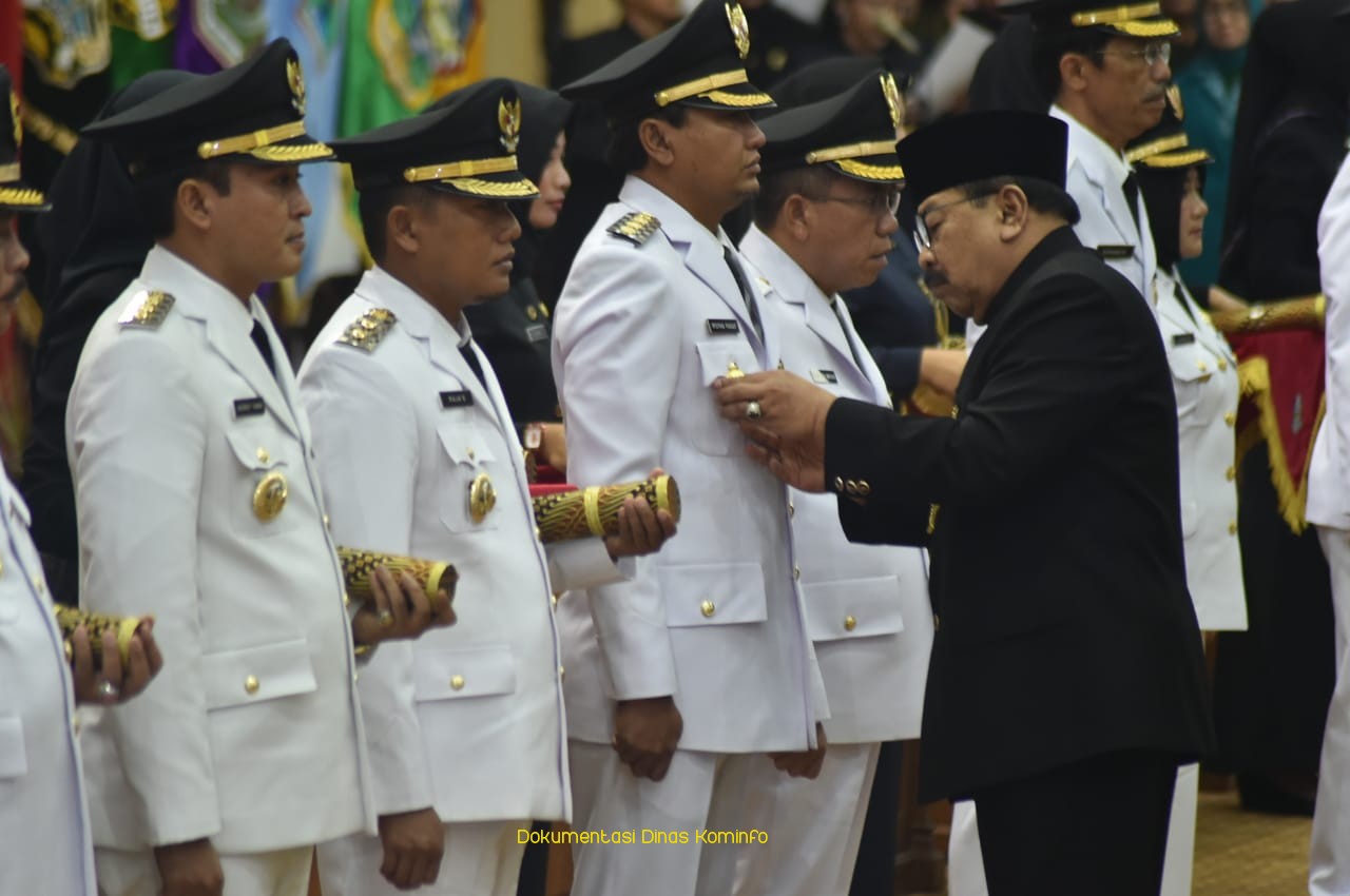 HM Irsyad Yusuf - KH Abdul Mujib Imron Resmi Menjadi Bupati dan Wakil Bupati Pasuruan 2018-2023
