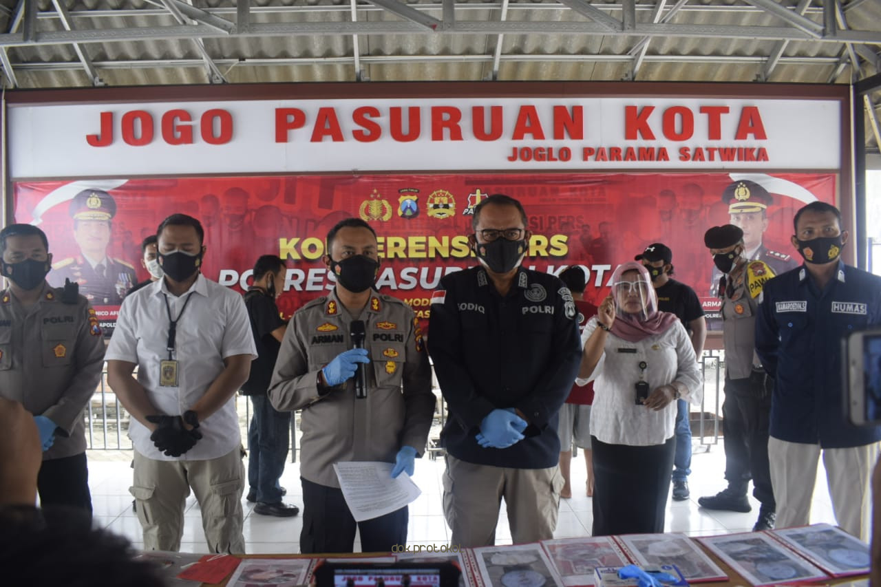 Polisi Tetapkan 4 Tersangka Insiden Meledaknya Rumah Warga Gondangwetan, Kabupaten Pasuruan