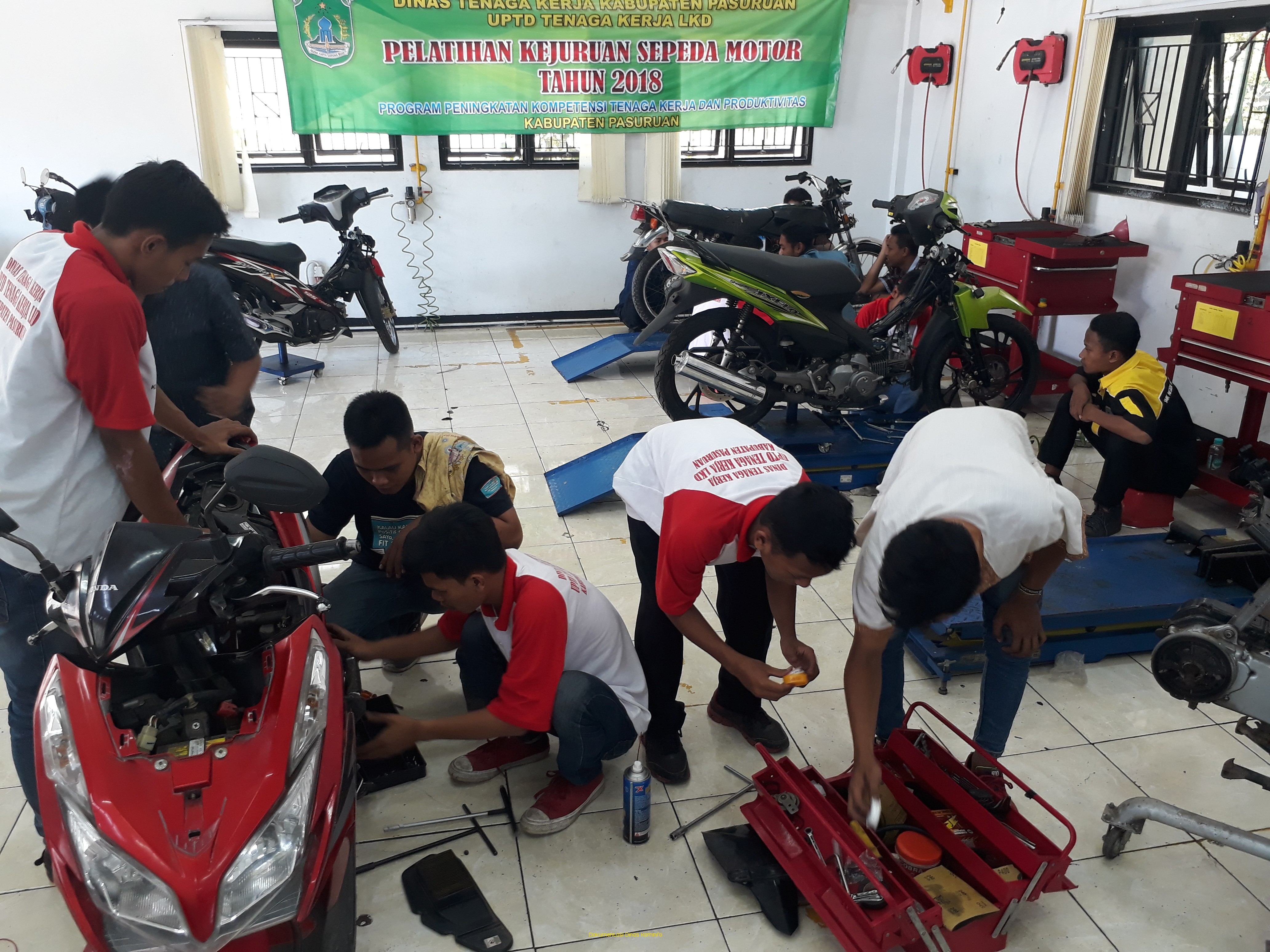 Didanai APBN,  80 Lulusan SMK/SMA Ikuti Pelatihan Kerja di UPTD Tenaga Kerja LKD Kabupaten Pasuruan