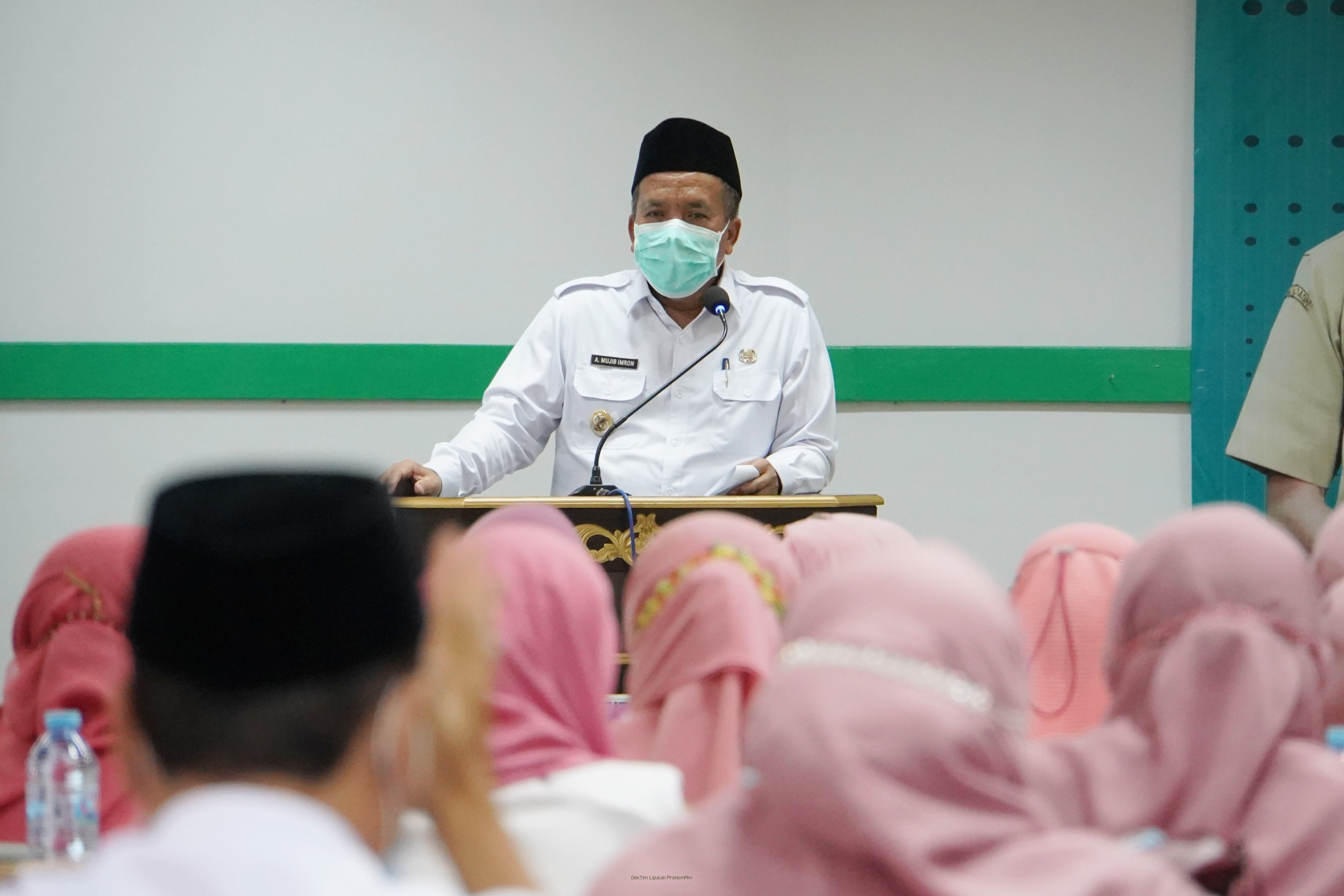 Cegah Klaster Covid-19 di Sekolah, Wabup Mujib Imron Ajak Guru dan Kepala Sekolah Awasi Prokes selama PTM 