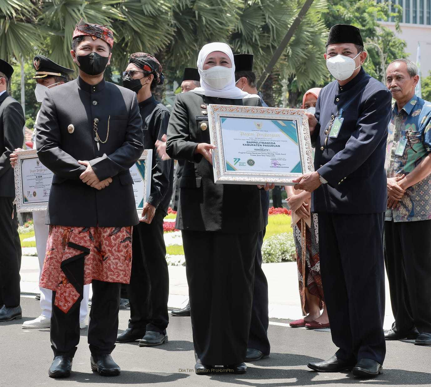    Peringatan Hari Jadi Provinsi Jatim Ke-77, Kabupaten Pasuruan Panen Penghargaan 