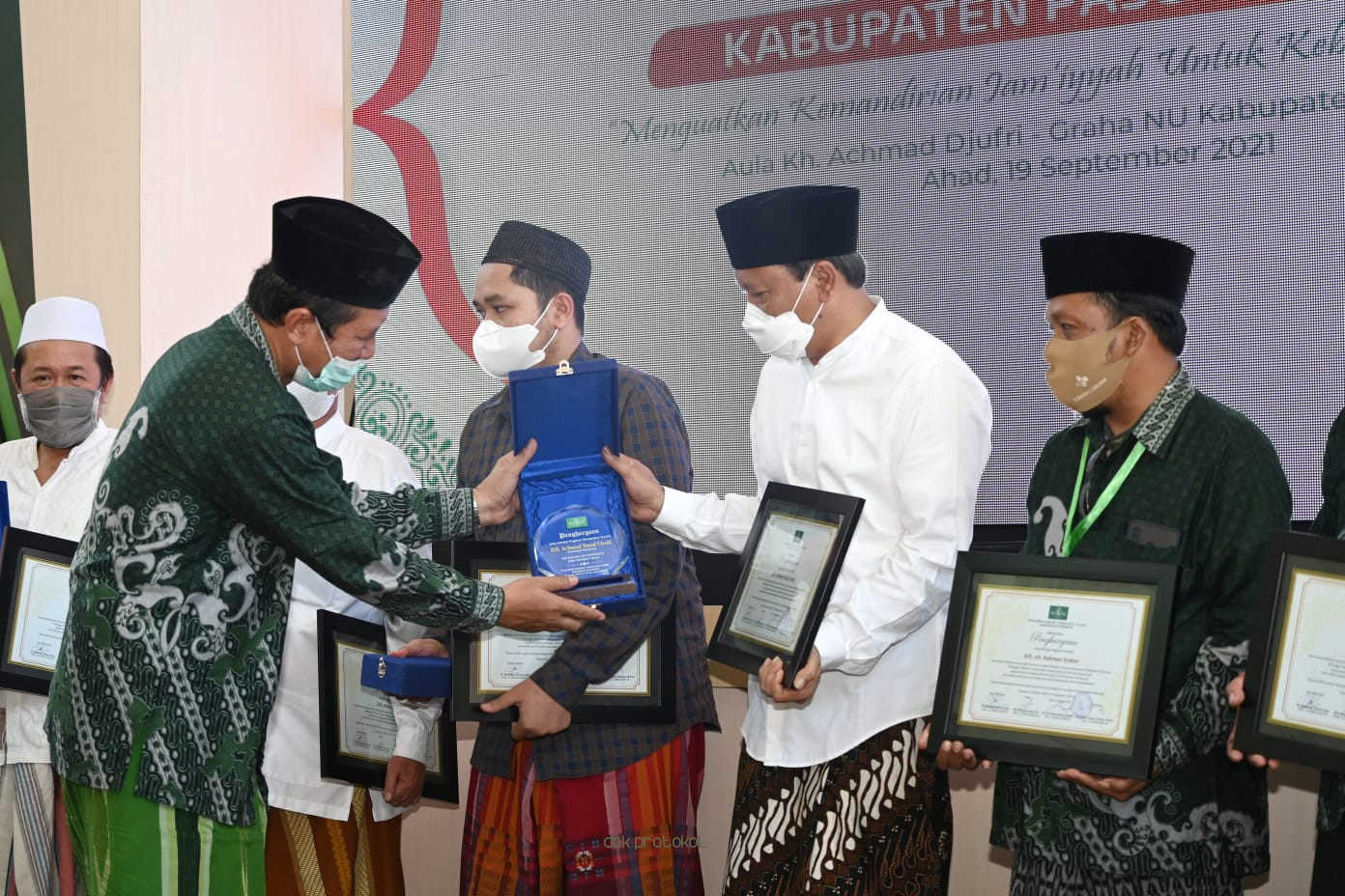 KH Imron Mutamakkin dan KH Muzakki Birrul Alim Kembali Terpilih Sebagai Ketua Tanfidziyah dan Rois Syuriah PCNU Kabupaten Pasuruan 2021-2026