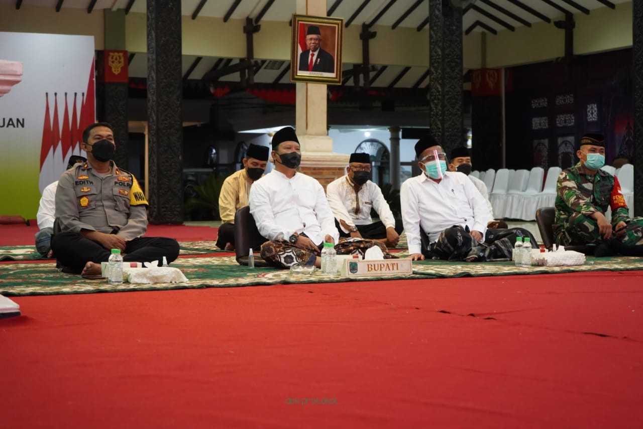 Pemkab Pasuruan Berpartisipasi Dalam Dzikir dan Doa Kebangsaan 76 Indonesia Merdeka