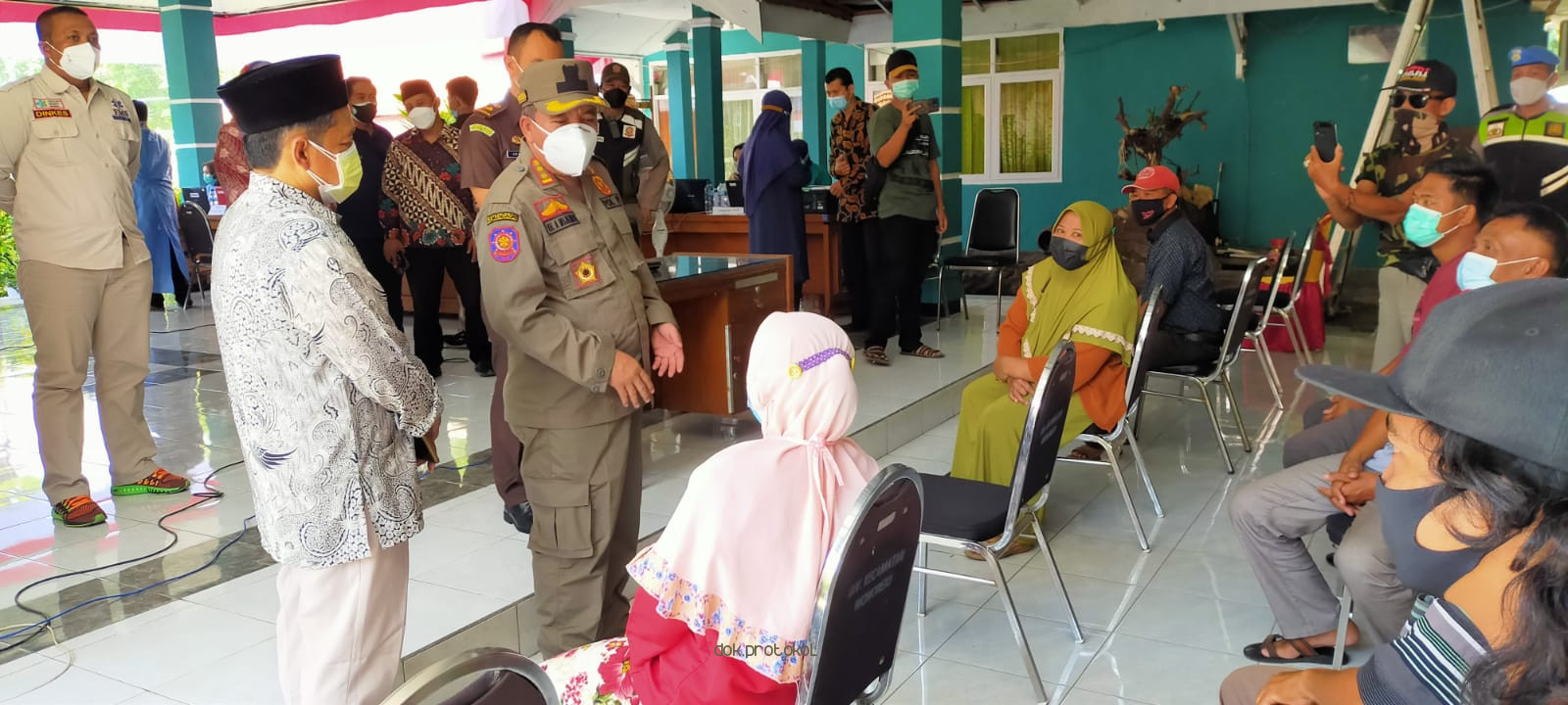 Vaksinasi Serentak di 24 Kecamatan se-Kabupaten Pasuruan, Diserbu Warga