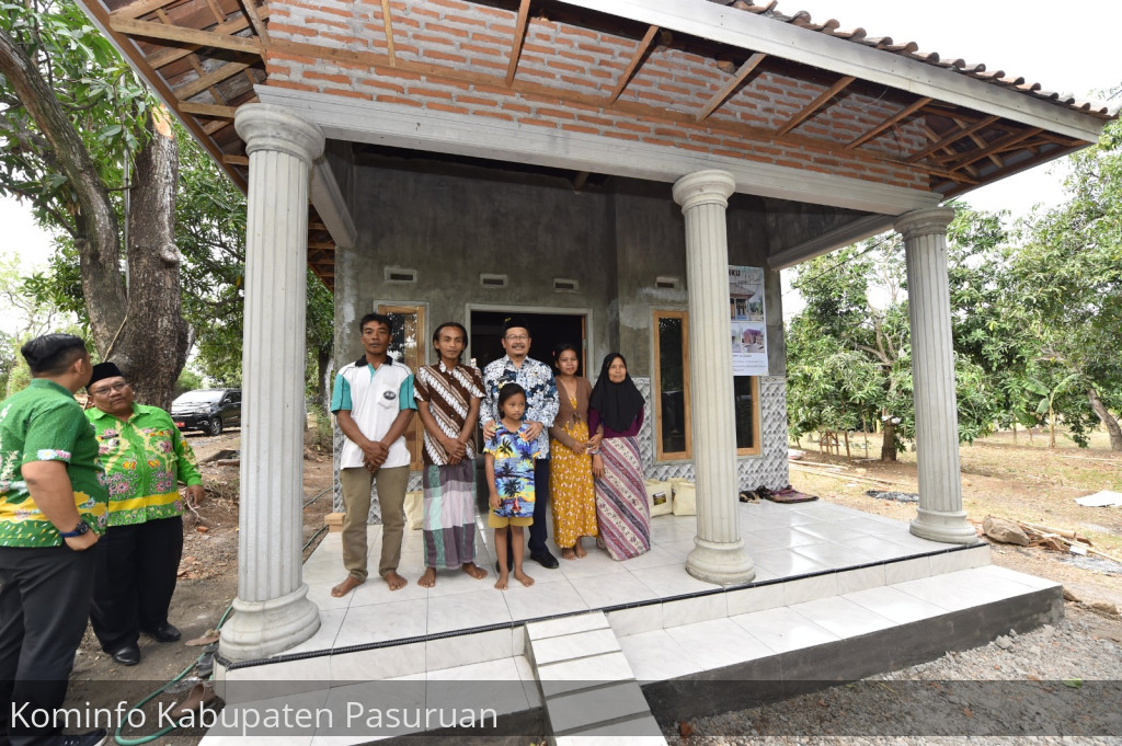 Ratusan RTLH Rampung Diperbaiki. Pj Bupati Andriyanto Tinjau Rumah Penerima Bantuan